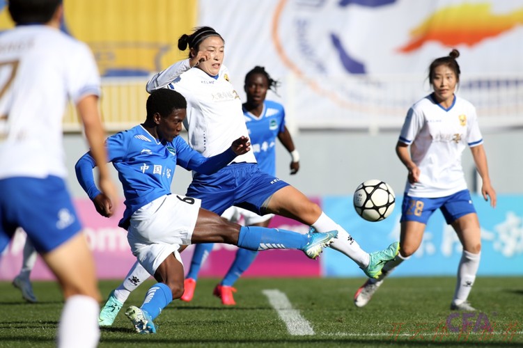 开云体育APP：2021女超联赛第三阶段激战正酣 武汉与长春上演进球大战