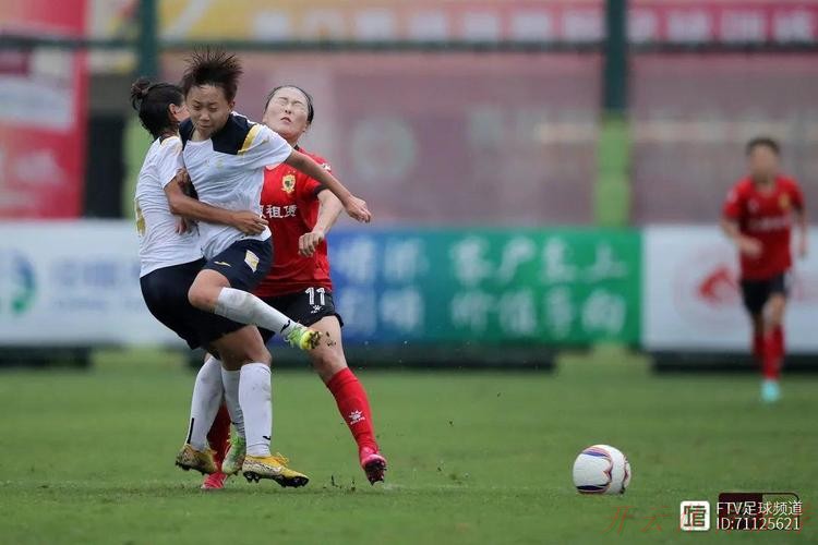 开云体育APP：2021女超联赛第三阶段激战正酣 武汉与长春上演进球大战